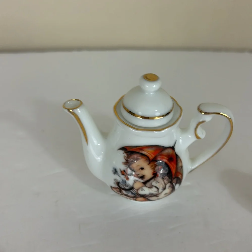 M J Hummel Umbrella Girl Mini Tea Set Reutter Porzellan Goebel Germany - Picture 9 of 12